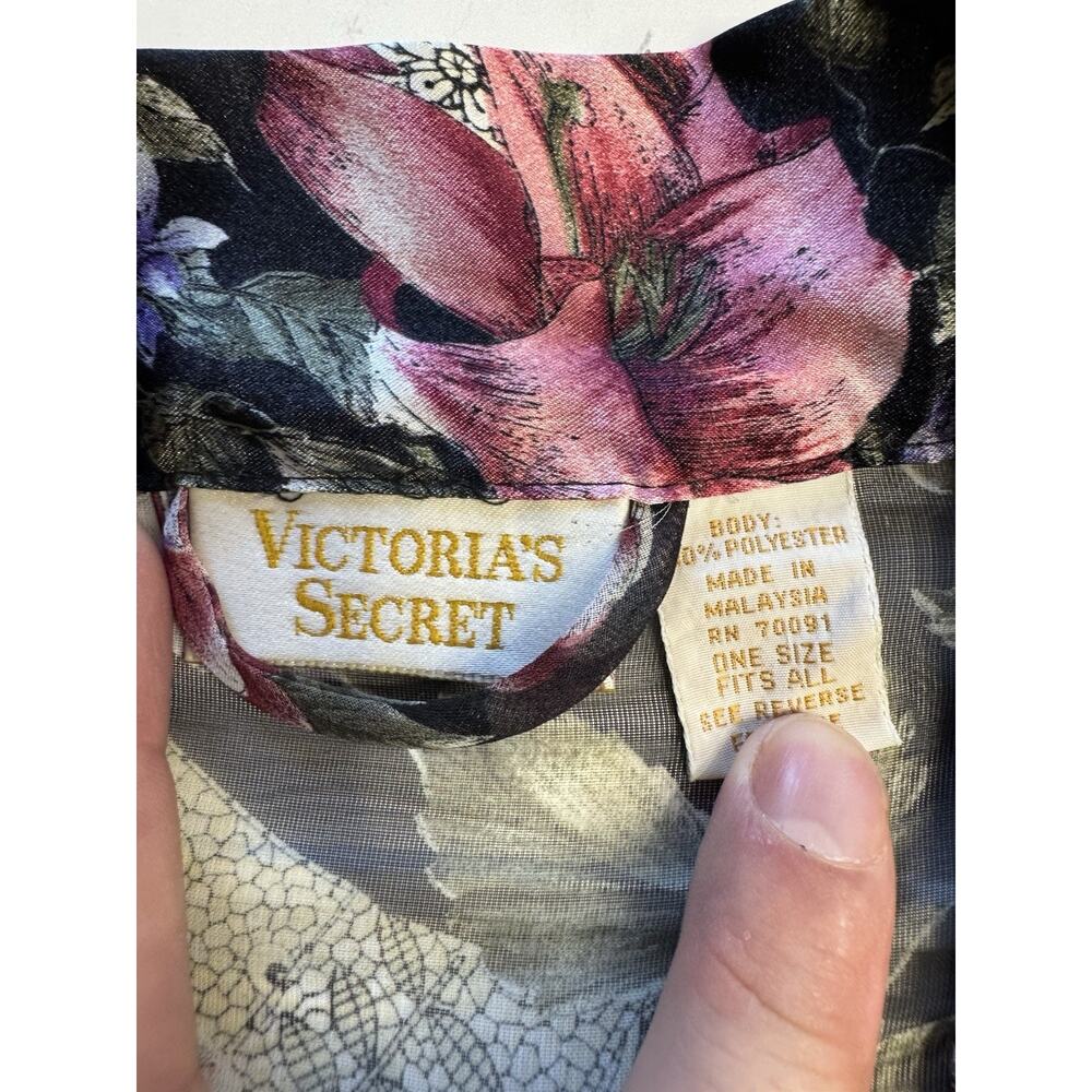 Victoria's Secret Vintage Gold Label Kimono Robe Black Satin Floral Belted Sz OS - Picture 4 of 5